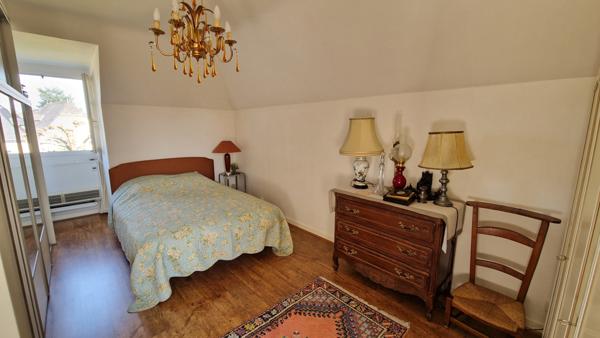 Oloron-Sainte-Marie (64400) SUPERBE MAISON DE QUALITÉ AU CALME SANS VIS À VIS