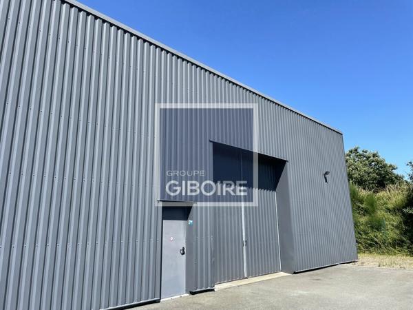 Local d'activites 480 m² à louer LA MEZIERE (réf : 35.4211)