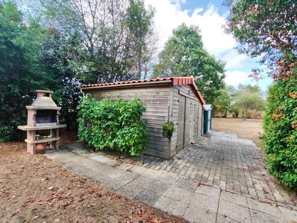 MAISON DE PLAIN-PIED SUR GRAND TERRAIN DE 2 607 M2 -- MACHECO