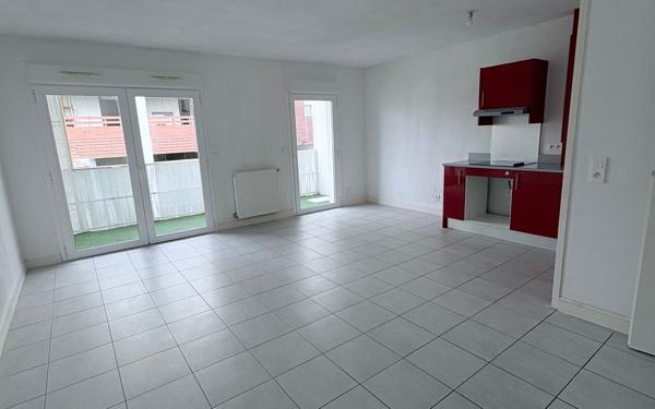 Appartement à vendre    3 pièces • 61,95 m2 Bordeaux