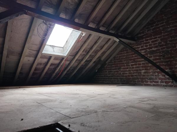 Maison avec potentiel à 2 pas du métro