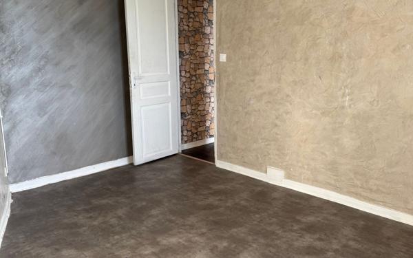 Appartement à vendre    3 pièces • 49,70 m2 Champigny-sur-Marne