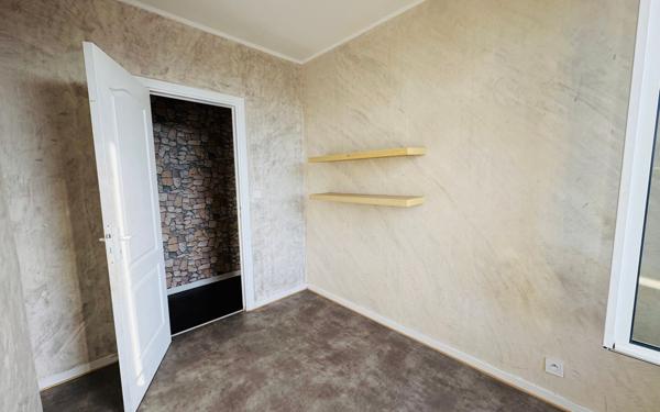 Appartement à vendre    3 pièces • 49,70 m2 Champigny-sur-Marne