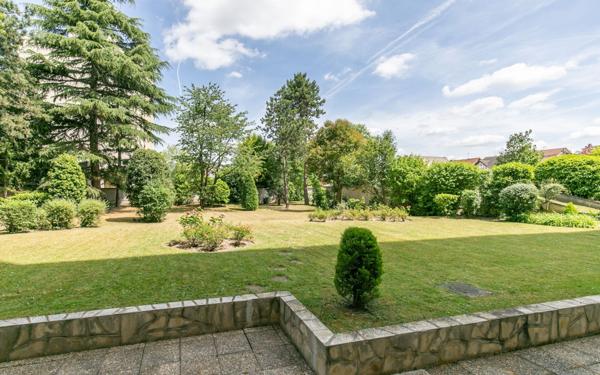 Appartement à vendre    3 pièces • 82 m2 La Varenne - Saint-Maur-des-Fossés