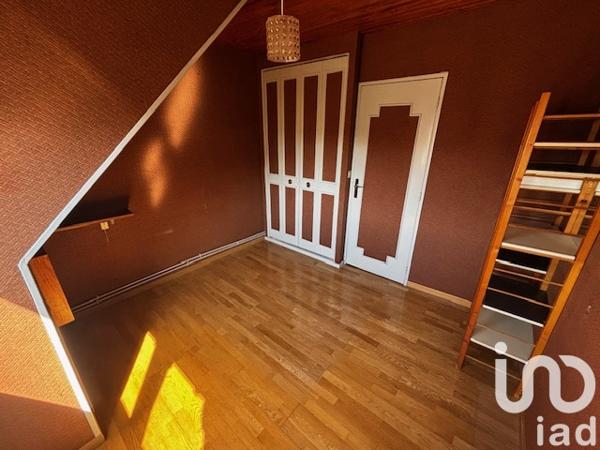 Maison à vendre 6 pièces 121 m² Saint-Quentin