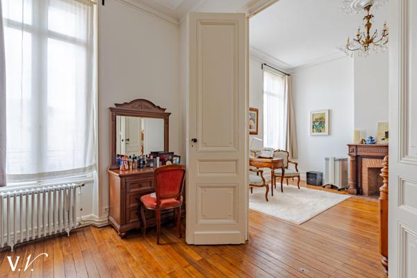 MAISON FAMILIALE DE STANDING- ST SEURIN