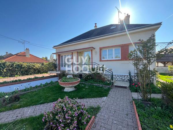 Maison La Chapelle Saint Mesmin - 5 pièces - Sous-sol total