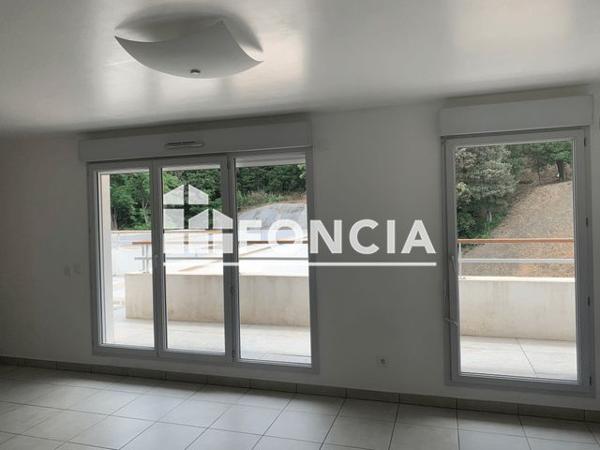 Location Appartement 3 pièces 62.38 m² - 284 AVENUE MICHEL JOURDAN Cannes La Bocca 06150