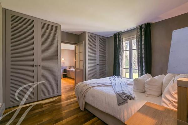 Hauteurs de Cannes Splendide Villa avec Vue Mer de Rêve