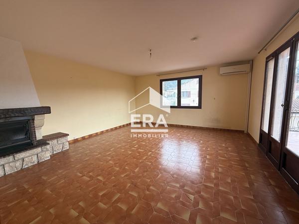 A VENDRE 13360 ROQUEVAIRE MAISON TYPE 5 DE 110M² SUR 300M² DE JARDIN  DOUBLE GARAGE