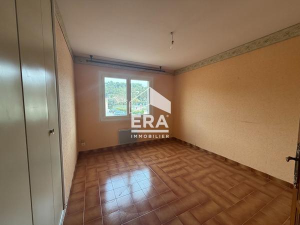 A VENDRE 13360 ROQUEVAIRE MAISON TYPE 5 DE 110M² SUR 300M² DE JARDIN  DOUBLE GARAGE