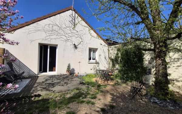 Maison à vendre    3 pièces •  Orléans