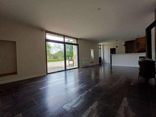 Location Maison 4 pièces 101 m2 à Savigny-Lévescault