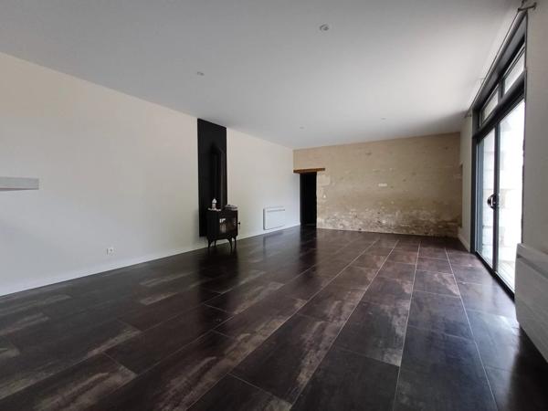 Location Maison 4 pièces 101 m2 à Savigny-Lévescault
