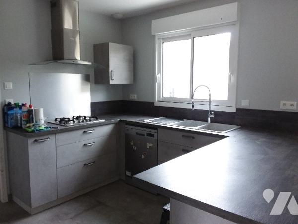 EXCLUSIVITE, 15 MNS SUD DE BLOIS, PAVILLON RECENT 4 CH+DOUBLE GARAGE