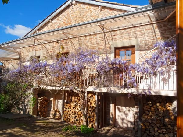 Maison en pierres à vendre à CHEVAGNY LES CHEVRIERES (71)