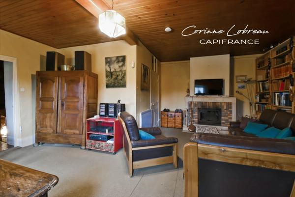 Maison en pierres à vendre à CHEVAGNY LES CHEVRIERES (71)