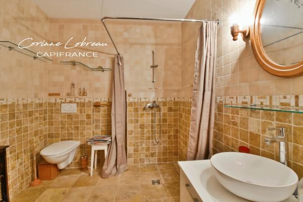 Maison en pierres à vendre à CHEVAGNY LES CHEVRIERES (71)