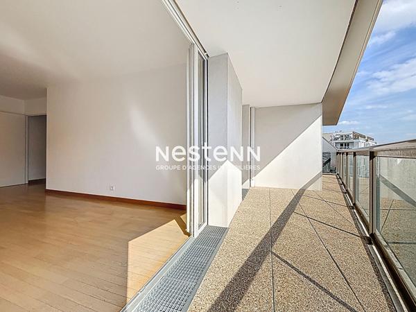 ISSY LES MOULINEAUX - FORT D'ISSY - Vente appartement 3 pièces de 67,70 m² avec un balcon de 10,80 m²