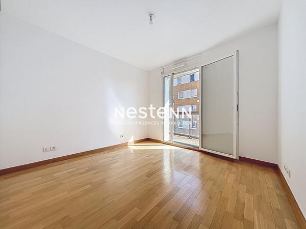 ISSY LES MOULINEAUX - FORT D'ISSY - Vente appartement 3 pièces de 67,70 m² avec un balcon de 10,80 m²