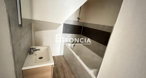Location Appartement 2 pièces 35 m² - Flers 61100