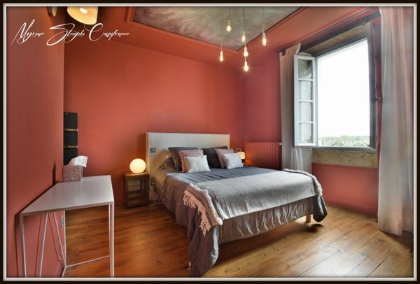 MONT DE MARSAN (40), à vendre, propriété d'exception de 420 m² au calme avec dépendance.