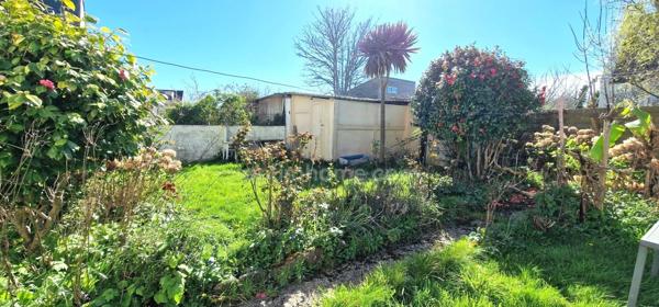 A vendre Bretagne-Finistère sud-Douarnenez-maison-jardin-garage