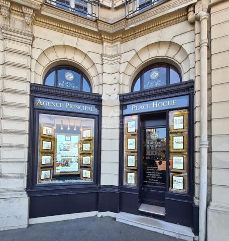 Versailles Ermitage Appartement 4 pièces 110 m² situé au 1er étage avec ascenseur, terrasse plein sud, cave et parking 1 145 000 € **  - Référence  28224