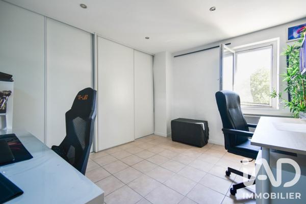 Appartement à vendre 3 pièces 64 m² Marseille 12