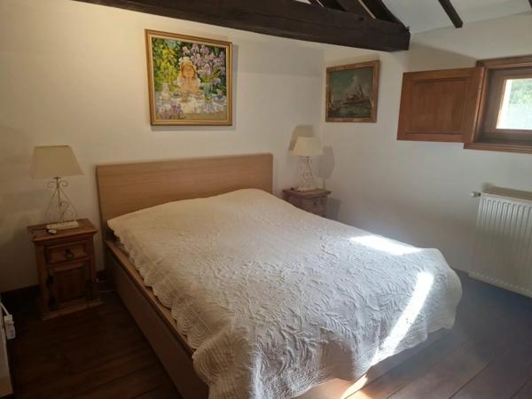 Fabuleuse maison en pierre avec 3 chambres et piscine