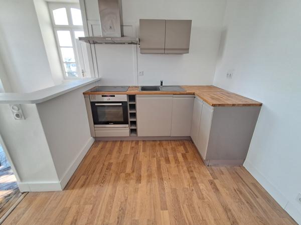 Appartement
                                                                                                                                                                                                                                                                                                                        2 pièce(s)                                                                                                                                                                                                          1 chambre(s)                                                                                                                                                                                                          53  m²