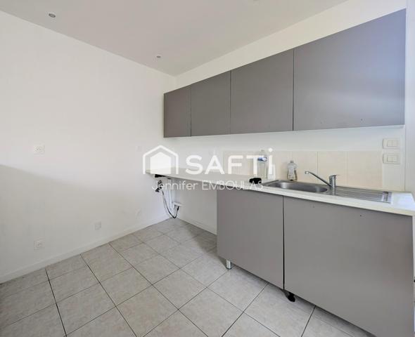 Maison T3 avec jardin - secteur calme - proche toutes commodités