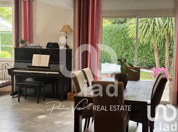 Maison à vendre 7 pièces 185 m² Le Taillan-Médoc