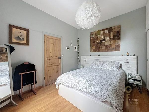 Maison mitoyenne 2 côtés La Madeleine Secteur La Madeleine 133 m²