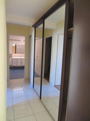 SUPERBE F4 A MONDELANGE