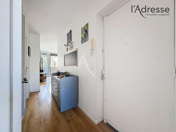 NANTERRE/ Sadi Carnot - Appartement 2/3 pièces 51m² - Loggia 3m² - 1 Cave -1 Parking