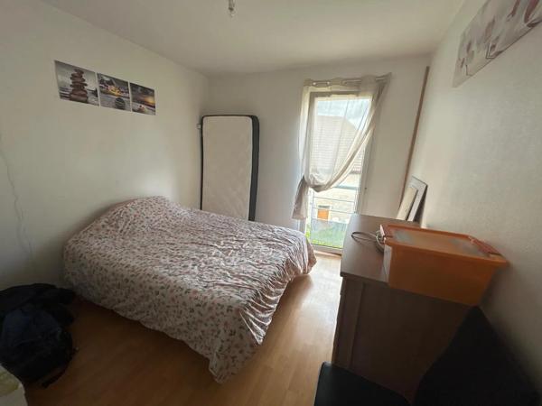 Appartement à louer 4 pièces 76.54m² Étupes (25460)