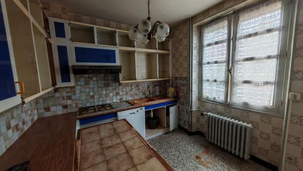 EN VENTE - FOURCHAMBAULT Maison 3 chambres bureau