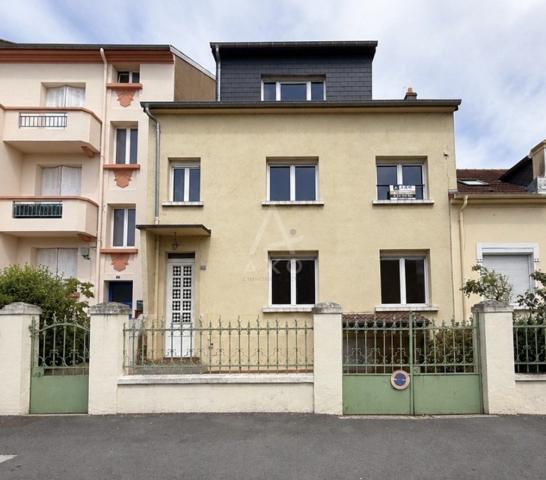EXCLUSIVITÉ // MOULINS-LÈS-METZ // MAISON DE VILLE // 150 M2 // 3 CHAMBRES // BUREAU // GARAGE // TERRAIN 11 ARES //  FORT POTENTIEL D'AMÉNAGEMENT
