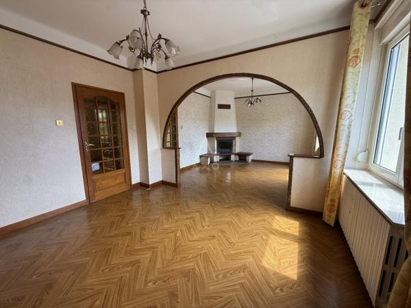 EXCLUSIVITÉ // MOULINS-LÈS-METZ // MAISON DE VILLE // 150 M2 // 3 CHAMBRES // BUREAU // GARAGE // TERRAIN 11 ARES //  FORT POTENTIEL D'AMÉNAGEMENT