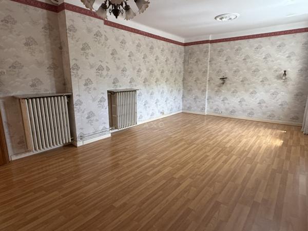 EXCLUSIVITÉ // MOULINS-LÈS-METZ // MAISON DE VILLE // 150 M2 // 3 CHAMBRES // BUREAU // GARAGE // TERRAIN 11 ARES //  FORT POTENTIEL D'AMÉNAGEMENT