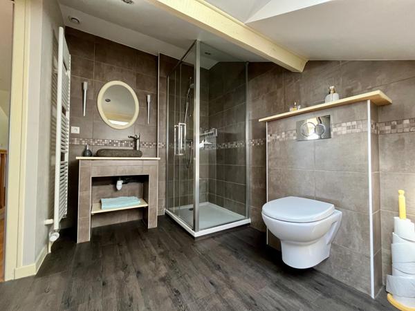 À vendre – Maison rénovée avec vue panoramique sur les hauteurs de Quingey