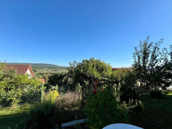 À vendre – Maison rénovée avec vue panoramique sur les hauteurs de Quingey