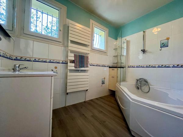 À vendre – Maison rénovée avec vue panoramique sur les hauteurs de Quingey