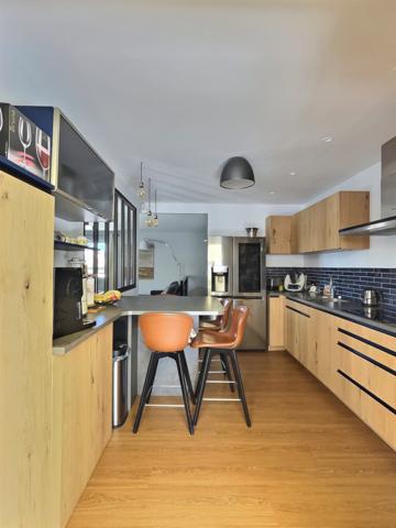 Marseille (13013) Villa contemporain à Chateau Gombert limite Plan de Cuques