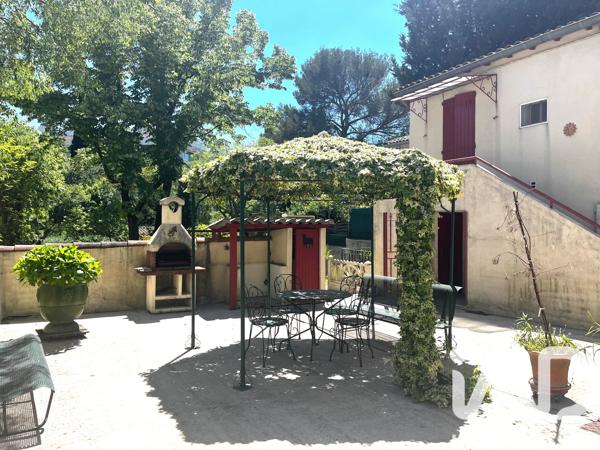 Maison à vendre 5 pièces 98 m² Nîmes