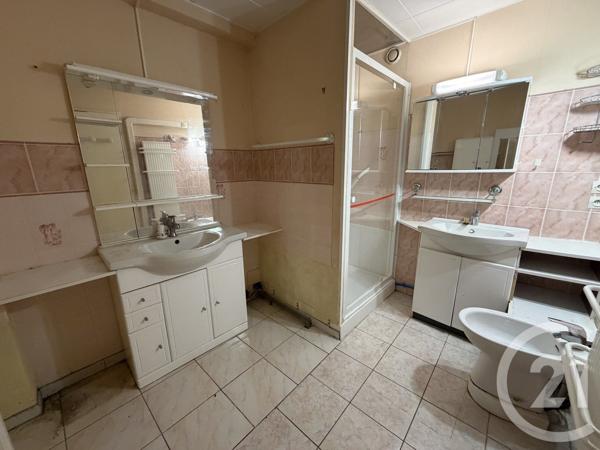 Maison à vendre  6 pièces - 174,28 m 2   ROYAN  - 17
