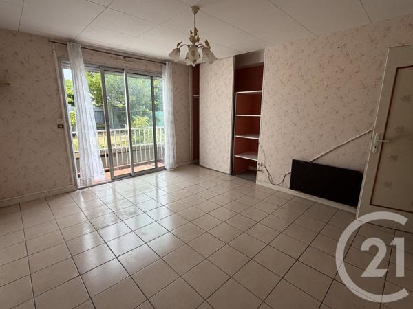Maison à vendre  6 pièces - 174,28 m 2   ROYAN  - 17