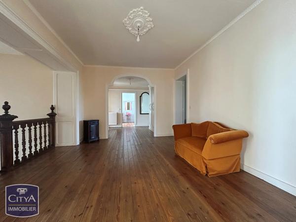 Maison à vendre 11 pièces 387m² Coutras (33230)