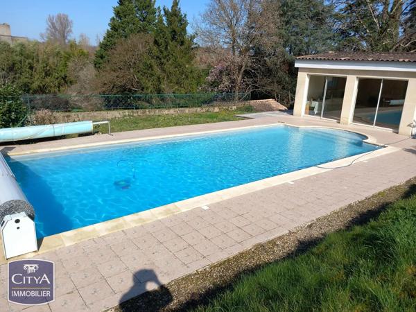 Maison à vendre 11 pièces 387m² Coutras (33230)